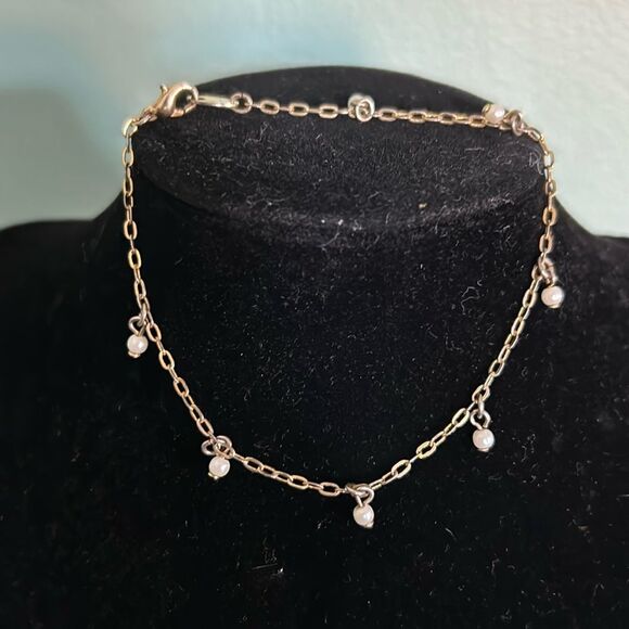 Vintage 8" signed Avon gold tone and faux pearl bracelet - Picture 1 of 4